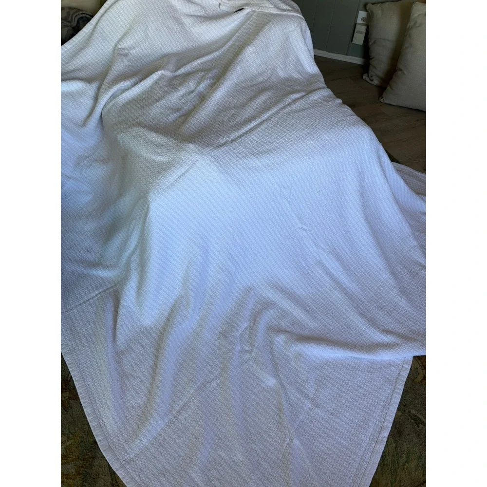 Lauren Ralph Lauren Bedspread Blanket Full/Queen White Waffle Knit Cotton Woven